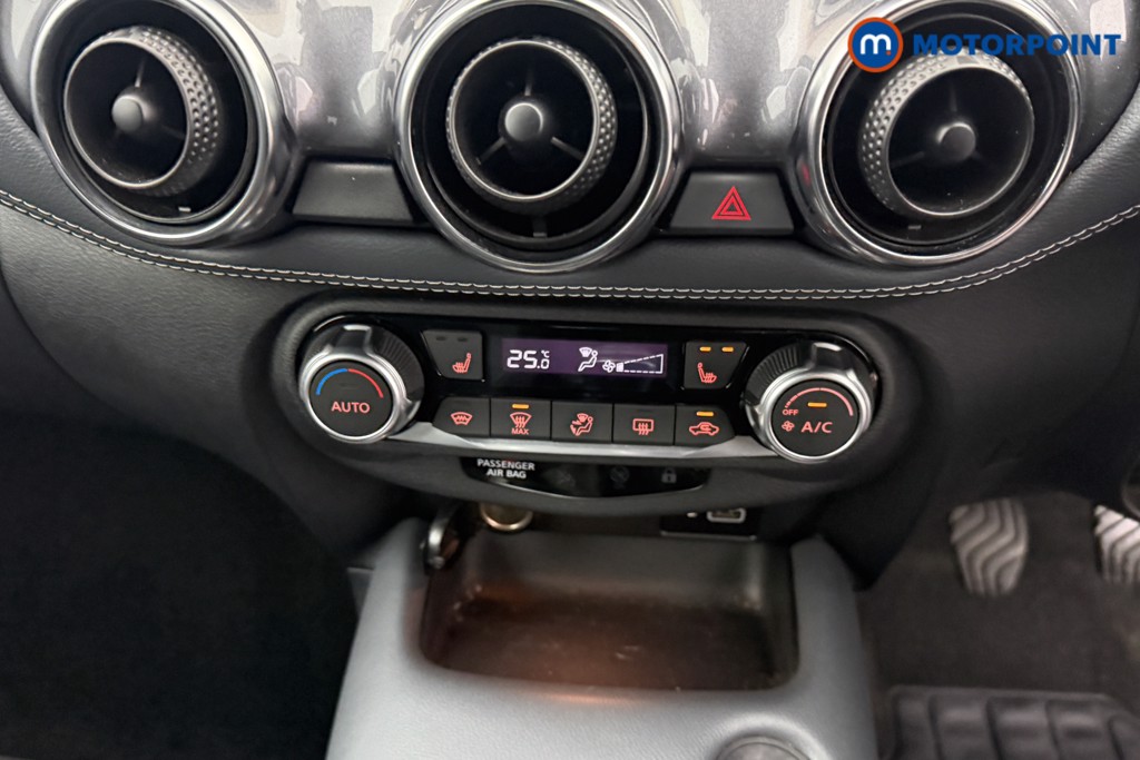 Nissan Juke Tekna Manual Petrol SUV - Stock Number (1596503) - 12th supplementary image