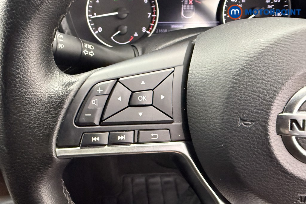 Nissan Juke Tekna Manual Petrol SUV - Stock Number (1596503) - 14th supplementary image