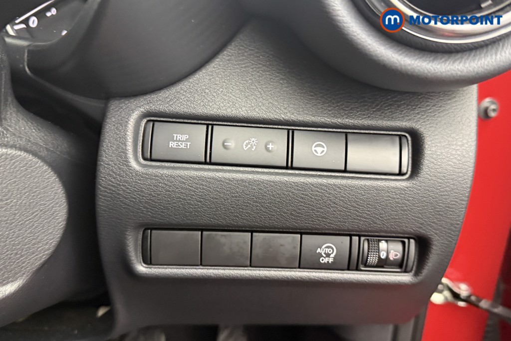 Nissan Juke Tekna Manual Petrol SUV - Stock Number (1596503) - 16th supplementary image