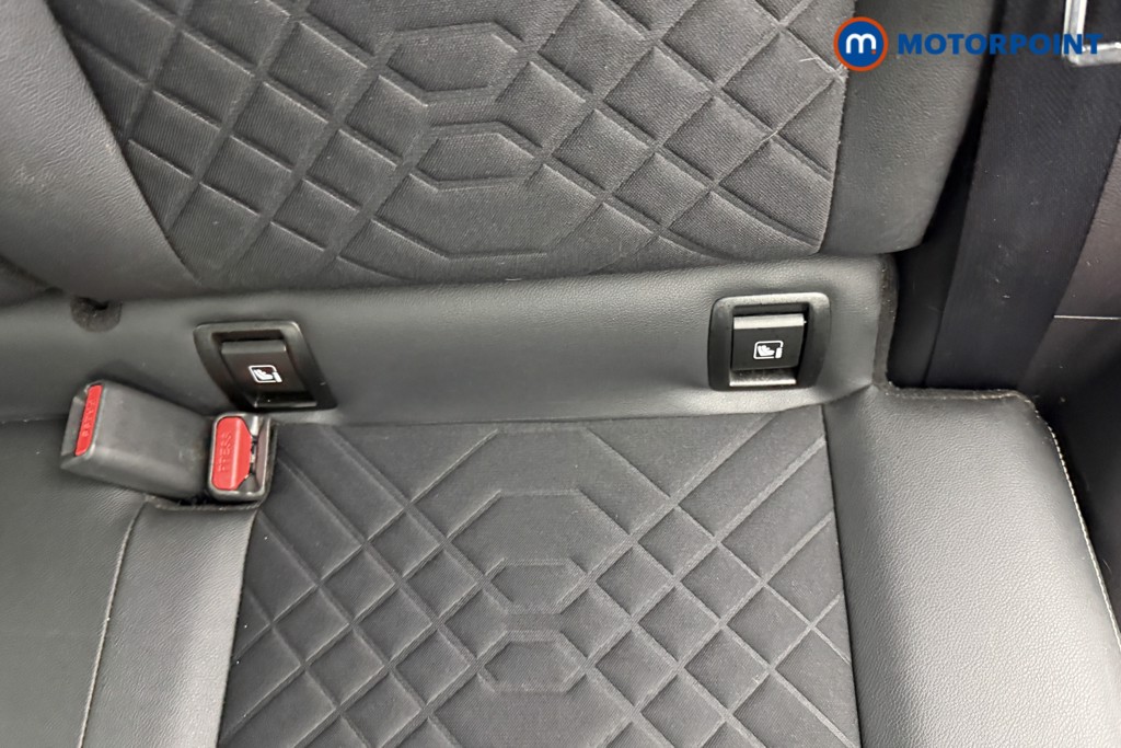 Nissan Juke Tekna Manual Petrol SUV - Stock Number (1596503) - 25th supplementary image