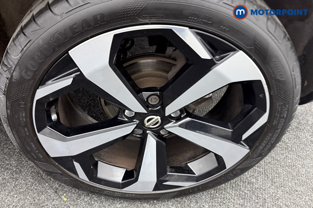 Nissan Juke Tekna Manual Petrol SUV - Stock Number (1596503) - 31st supplementary image