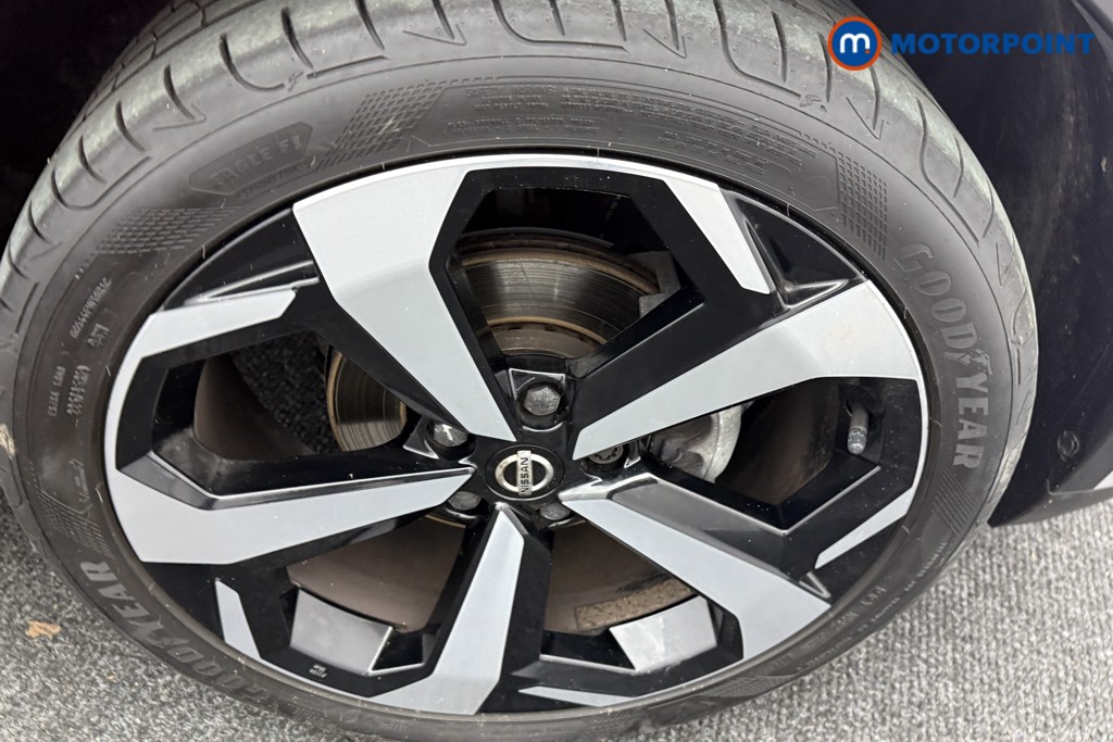 Nissan Juke Tekna Manual Petrol SUV - Stock Number (1596503) - 33rd supplementary image