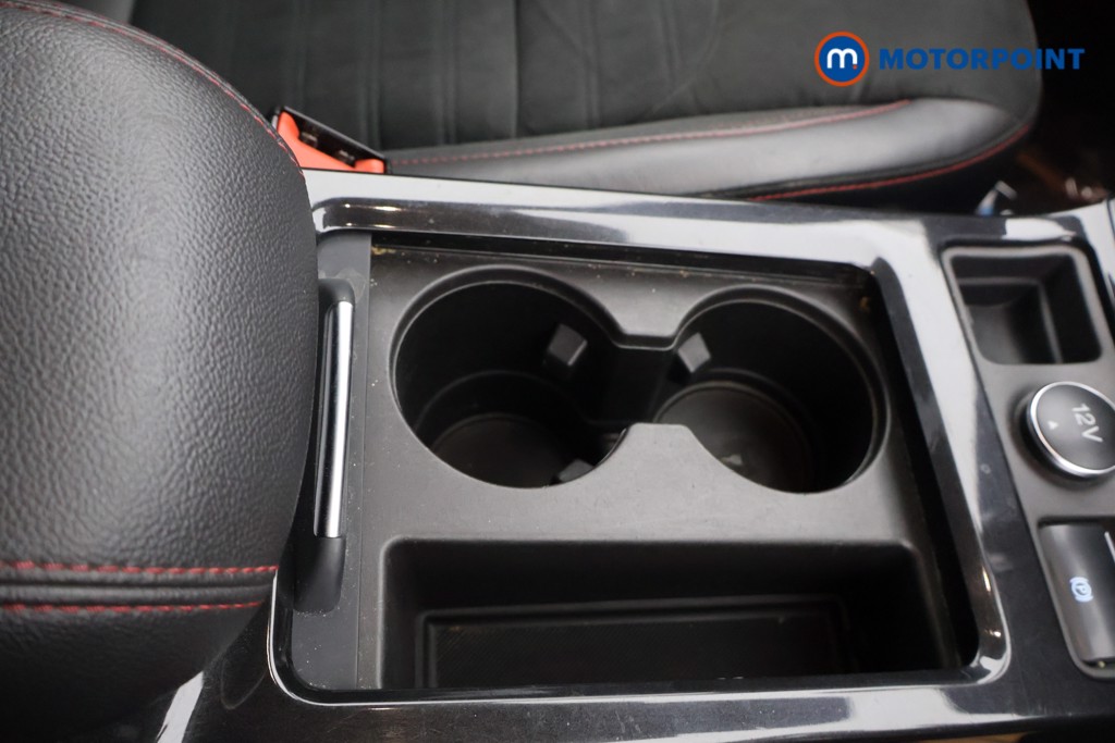 Ford Kuga St-Line Edition Manual Petrol SUV - Stock Number (1596590) - 8th supplementary image