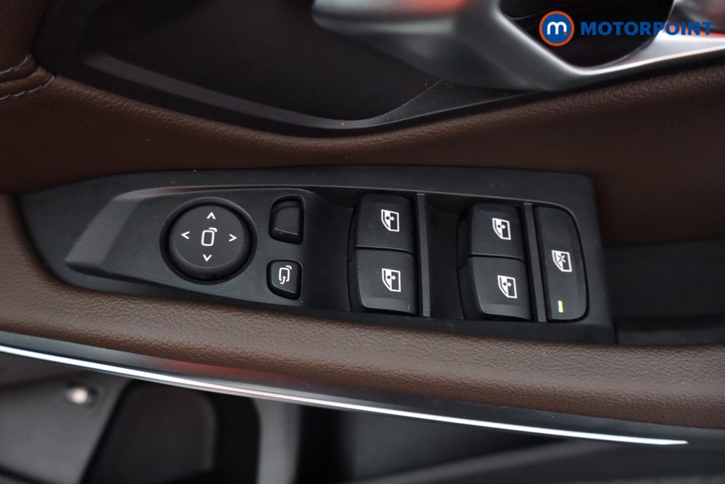 BMW 3 Series M Sport Automatic Petrol Plug-In Hybrid Saloon - Stock Number (1596636) - 11th supplementary image