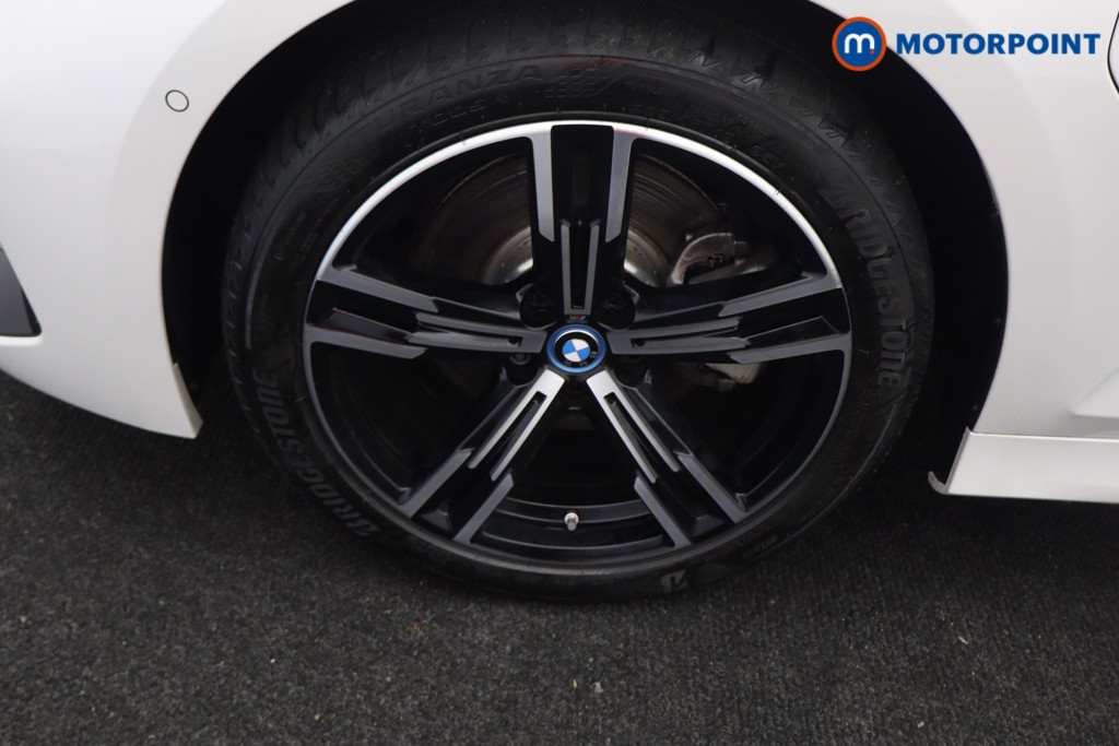 BMW 3 Series M Sport Automatic Petrol Plug-In Hybrid Saloon - Stock Number (1596636) - 22nd supplementary image