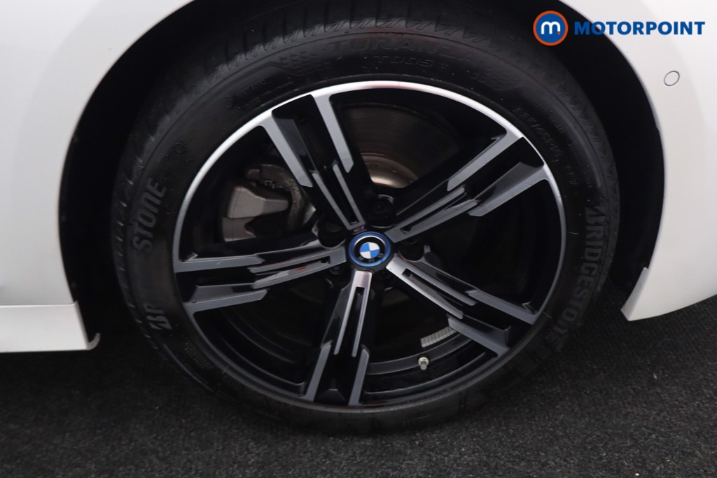 BMW 3 Series M Sport Automatic Petrol Plug-In Hybrid Saloon - Stock Number (1596636) - 23rd supplementary image