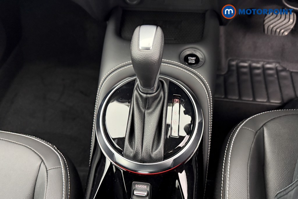 Nissan Juke Tekna Automatic Petrol SUV - Stock Number (1596663) - 11th supplementary image