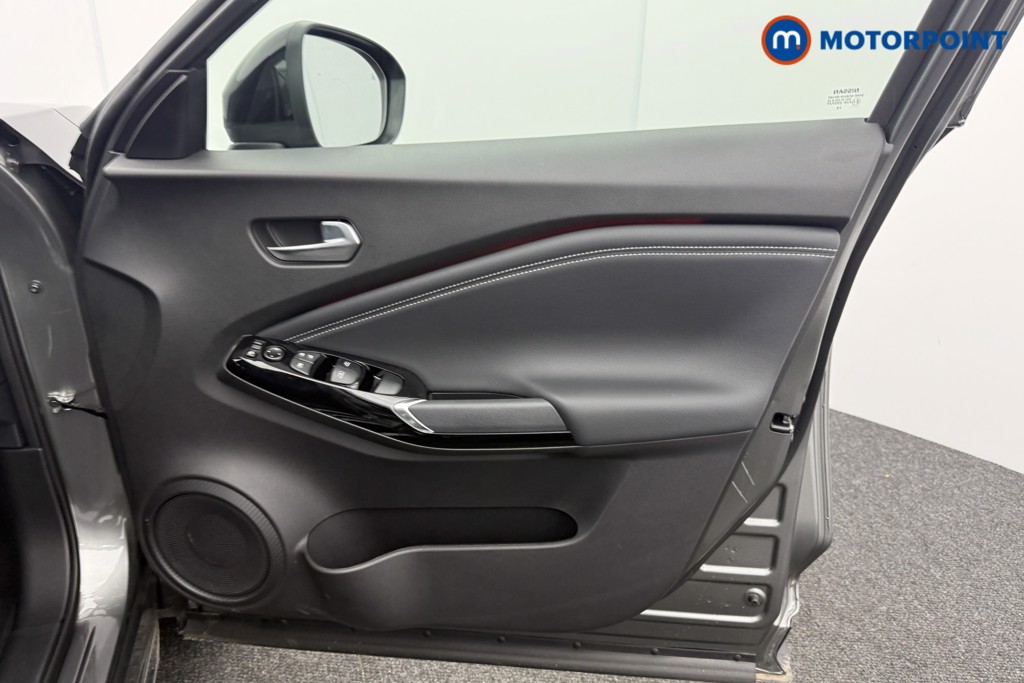 Nissan Juke Tekna Automatic Petrol SUV - Stock Number (1596663) - 16th supplementary image