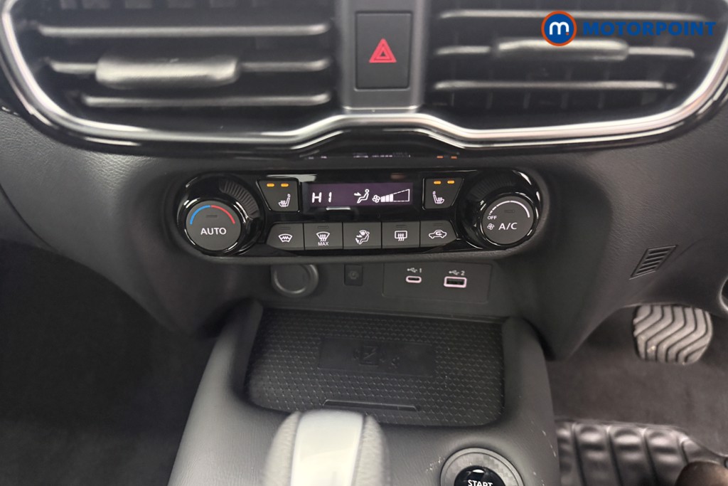 Nissan Juke Tekna Automatic Petrol SUV - Stock Number (1596667) - 12th supplementary image