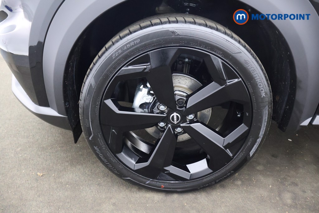 Nissan Juke Tekna Automatic Petrol SUV - Stock Number (1596669) - 17th supplementary image