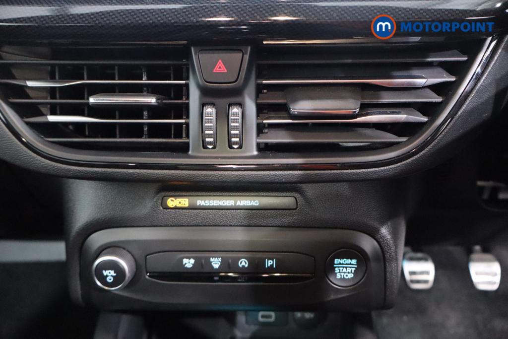 Ford Focus St-Line X Manual Petrol Hatchback - Stock Number (1596676) - 3rd supplementary image