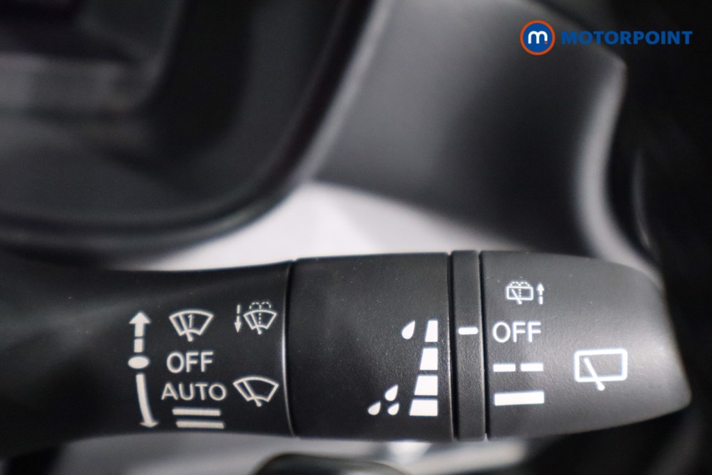 Nissan Juke Tekna Automatic Petrol SUV - Stock Number (1596684) - 14th supplementary image