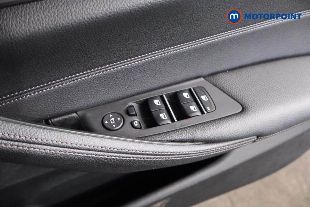 BMW 5 Series M Sport Automatic Petrol Plug-In Hybrid Saloon - Stock Number (1596688) - 9th supplementary image