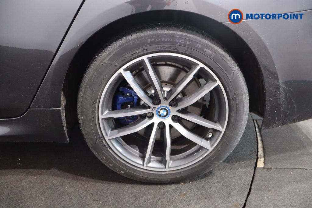 BMW 5 Series M Sport Automatic Petrol Plug-In Hybrid Saloon - Stock Number (1596688) - 20th supplementary image