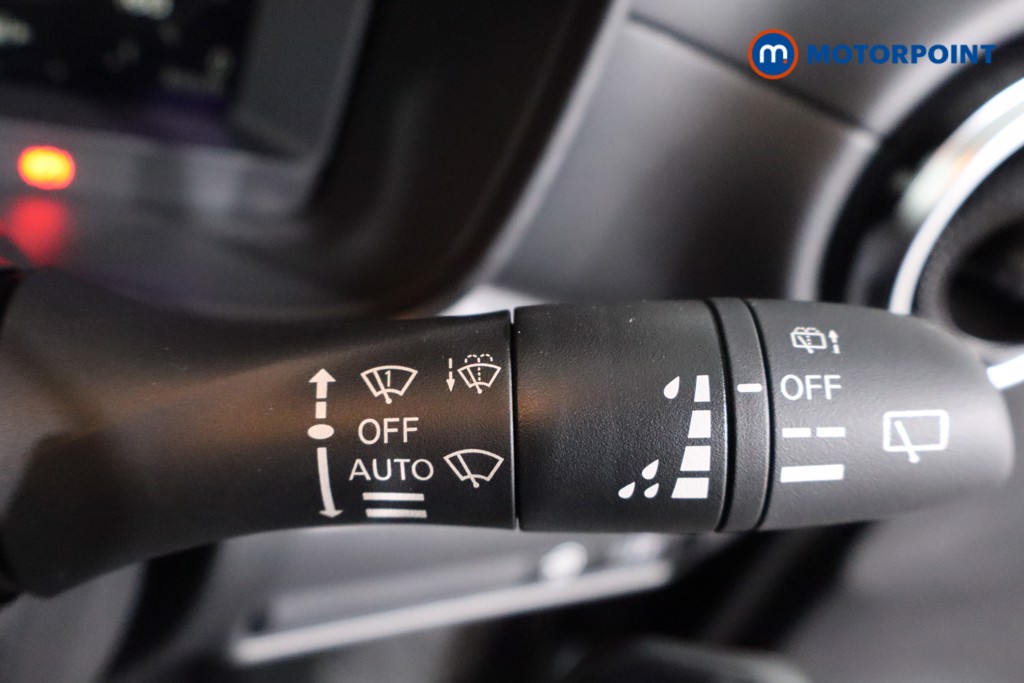 Nissan Juke Tekna Automatic Petrol SUV - Stock Number (1596691) - 15th supplementary image