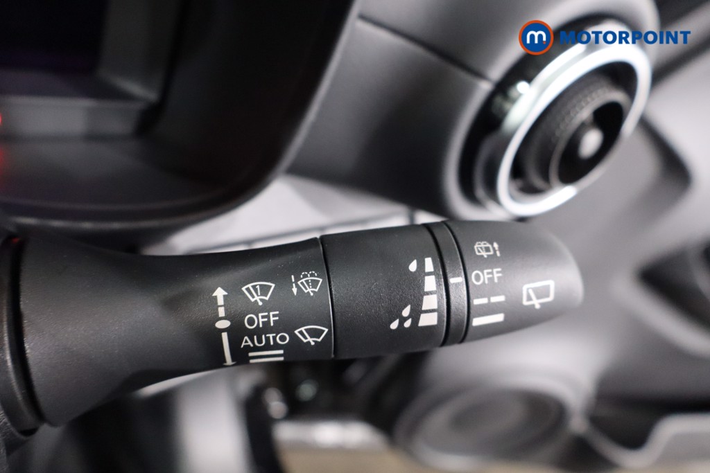 Nissan Juke Tekna Automatic Petrol SUV - Stock Number (1596692) - 19th supplementary image