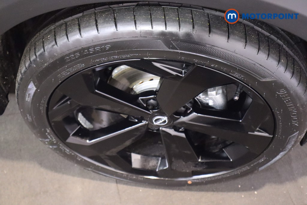 Nissan Juke Tekna Automatic Petrol SUV - Stock Number (1596704) - 11th supplementary image