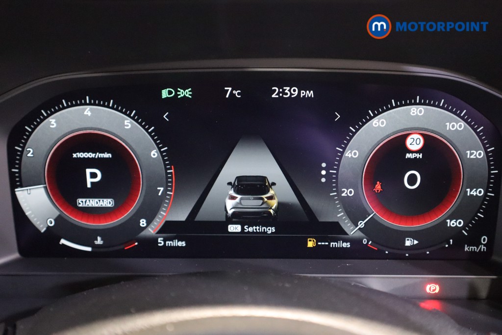 Nissan Juke Tekna Automatic Petrol SUV - Stock Number (1596720) - 4th supplementary image