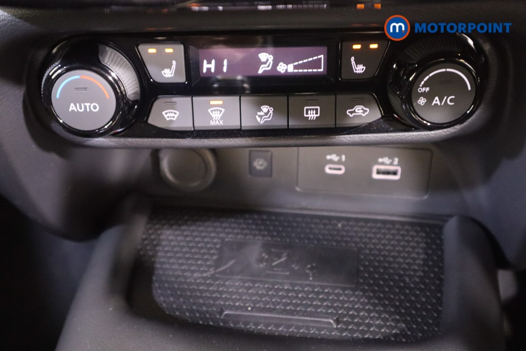 Nissan Juke Tekna Automatic Petrol SUV - Stock Number (1596720) - 20th supplementary image