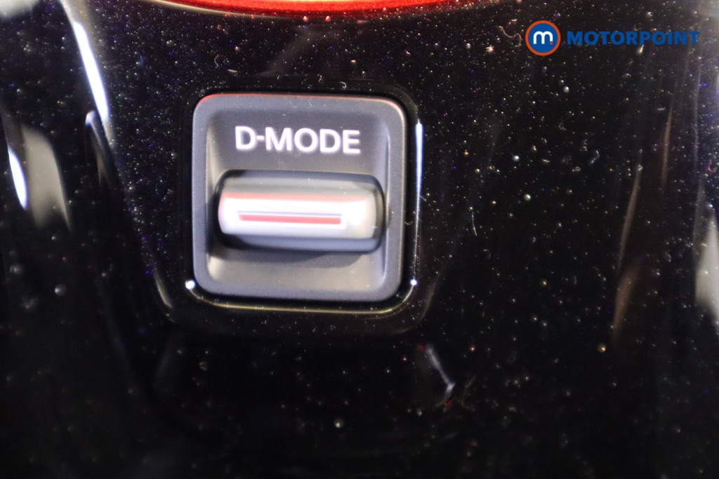 Nissan Juke Tekna Automatic Petrol SUV - Stock Number (1596720) - 22nd supplementary image