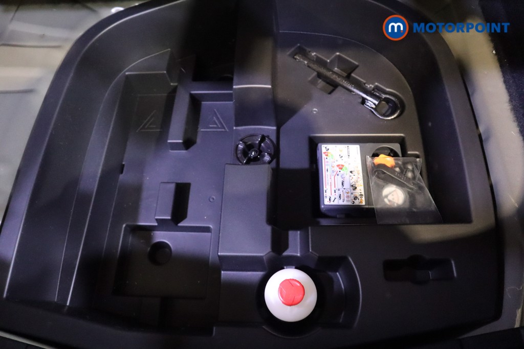 Nissan Juke Tekna Automatic Petrol SUV - Stock Number (1596720) - 28th supplementary image