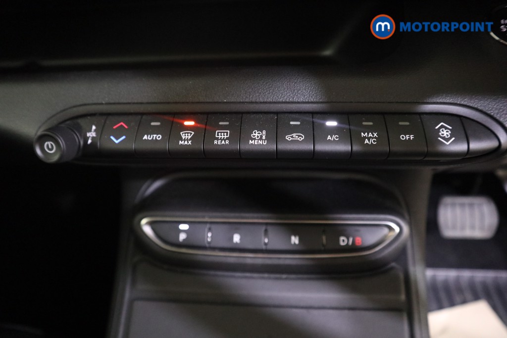 Jeep Avenger Summit Automatic Electric SUV - Stock Number (1596869) - 8th supplementary image