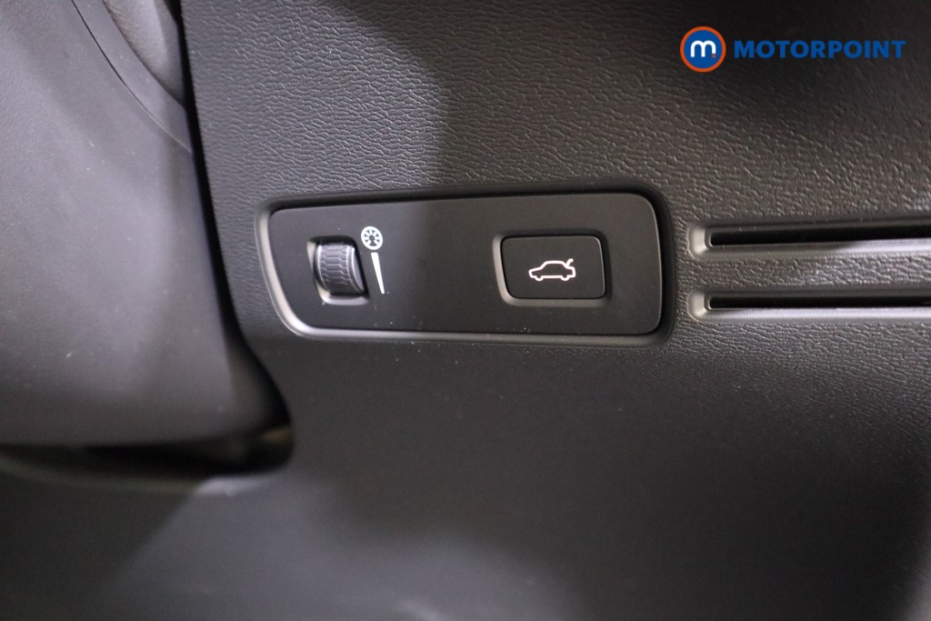 Volvo Xc40 Inscription Automatic Petrol SUV - Stock Number (1596986) - 10th supplementary image