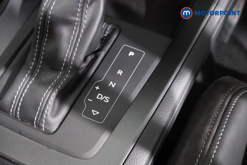 Audi Q3 S Line Automatic Petrol Plug-In Hybrid SUV - Stock Number (1597014) - 5th supplementary image