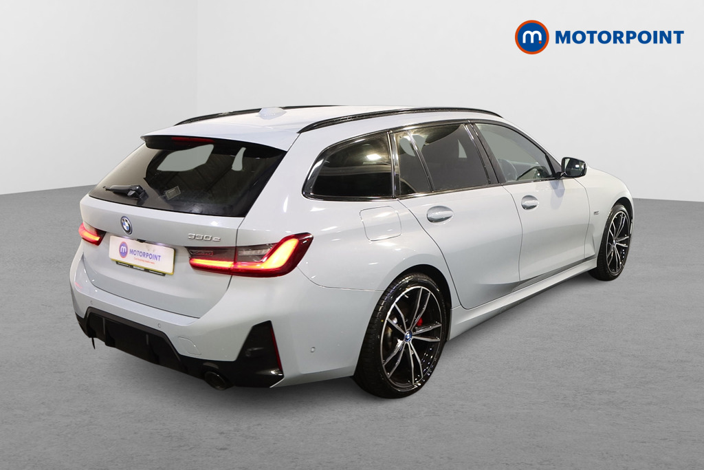 BMW 3 Series M Sport Automatic Petrol Plug-In Hybrid Estate - Stock Number (1597256) - Drivers side rear corner