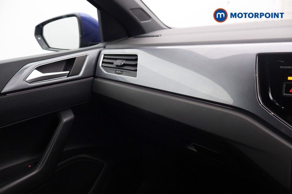Volkswagen Polo SEL Manual Petrol Hatchback - Stock Number (1597394) - 9th supplementary image
