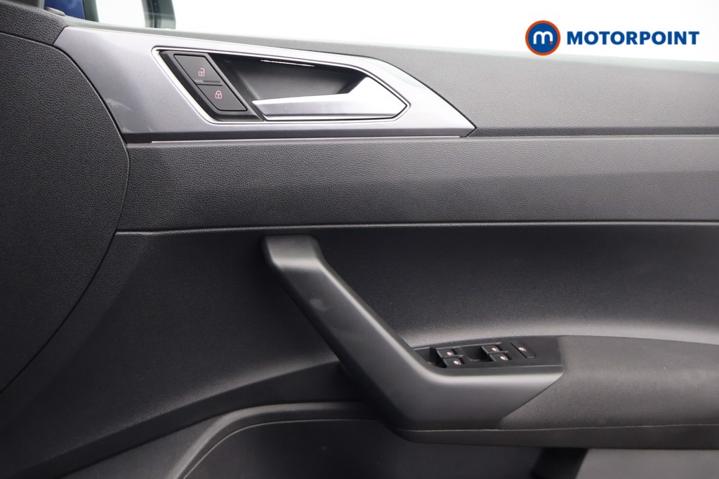 Volkswagen Polo SEL Manual Petrol Hatchback - Stock Number (1597394) - 10th supplementary image