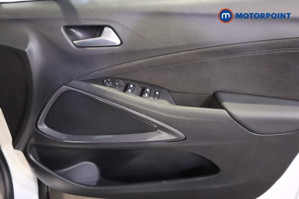 Vauxhall Crossland Ultimate Manual Petrol SUV - Stock Number (1597512) - 13th supplementary image