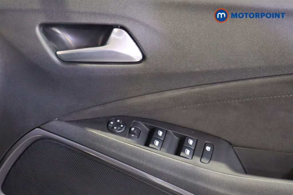 Vauxhall Crossland Ultimate Manual Petrol SUV - Stock Number (1597512) - 14th supplementary image