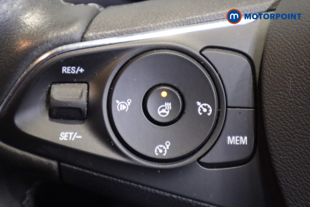 Vauxhall Crossland Ultimate Manual Petrol SUV - Stock Number (1597512) - 17th supplementary image