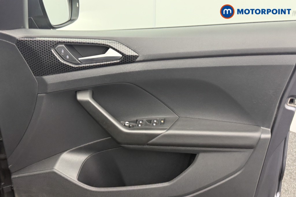 Volkswagen T-Cross SEL Manual Petrol SUV - Stock Number (1597684) - 18th supplementary image
