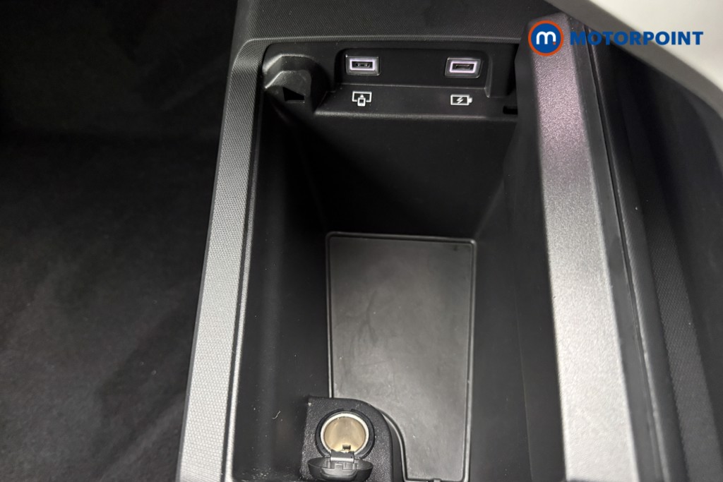 Peugeot 5008 GT Automatic Petrol SUV - Stock Number (1597827) - 17th supplementary image