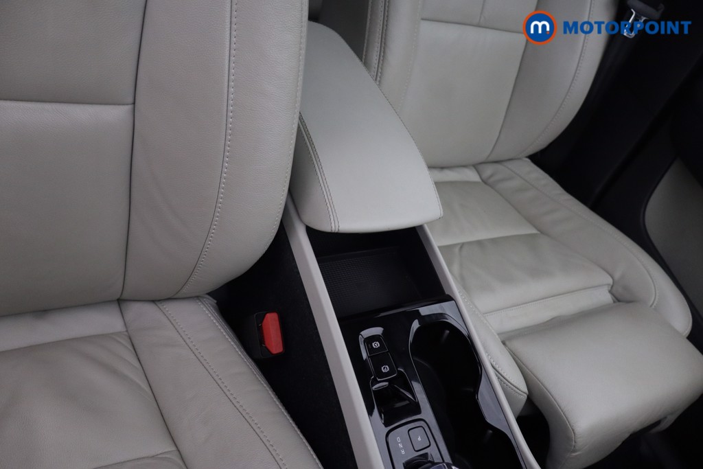 Volvo Xc40 Ultimate Automatic Petrol Plug-In Hybrid SUV - Stock Number (1597844) - 17th supplementary image