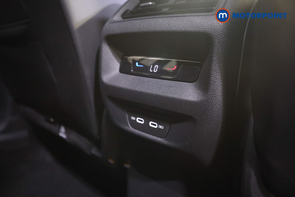 Volkswagen Tiguan R-Line Automatic Petrol SUV - Stock Number (1598076) - 15th supplementary image