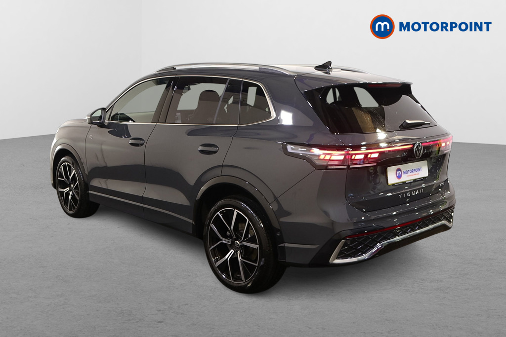 Volkswagen Tiguan R-Line Automatic Petrol SUV - Stock Number (1598076) - Passenger side rear corner