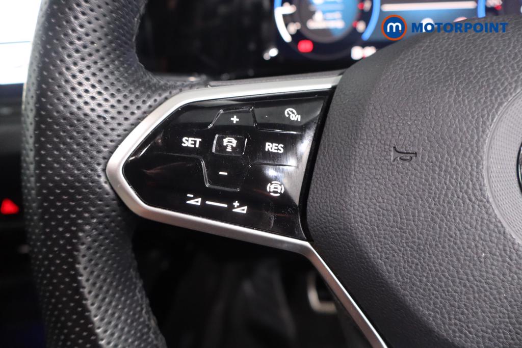 Volkswagen Golf R-Line Manual Petrol Hatchback - Stock Number (1598281) - 7th supplementary image