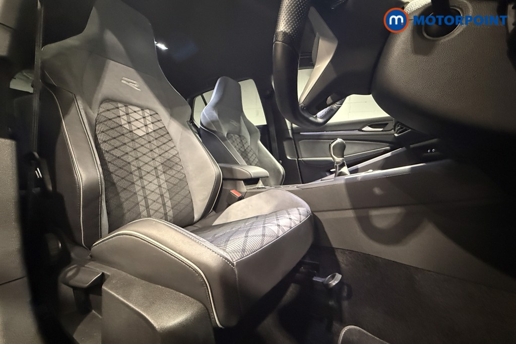 Volkswagen Golf R-Line Manual Petrol Hatchback - Stock Number (1598479) - 15th supplementary image