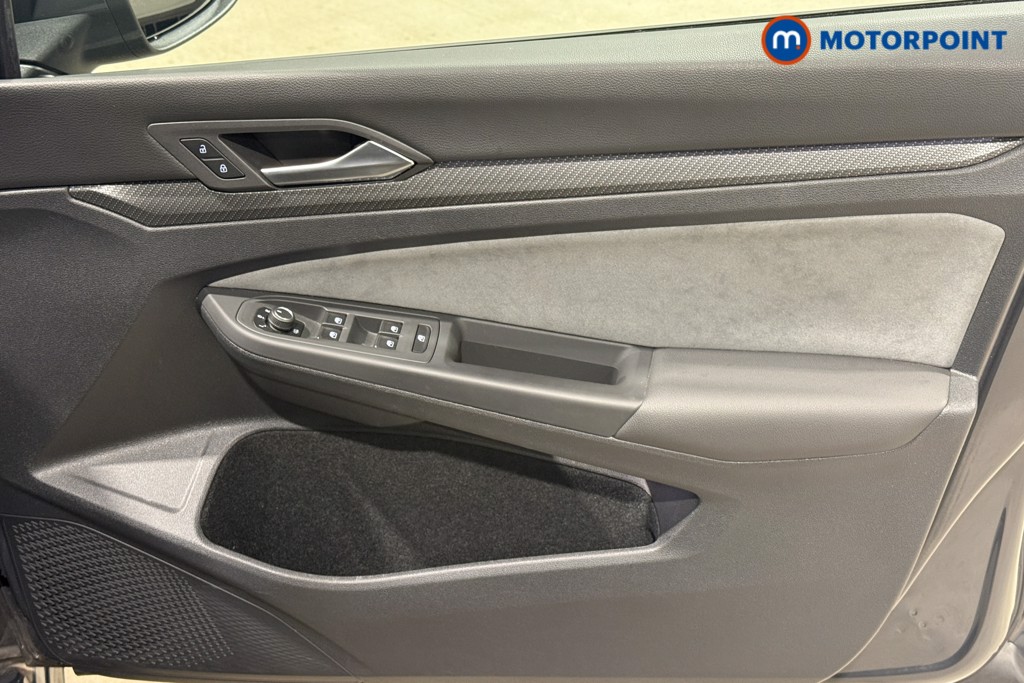 Volkswagen Golf R-Line Manual Petrol Hatchback - Stock Number (1598479) - 19th supplementary image