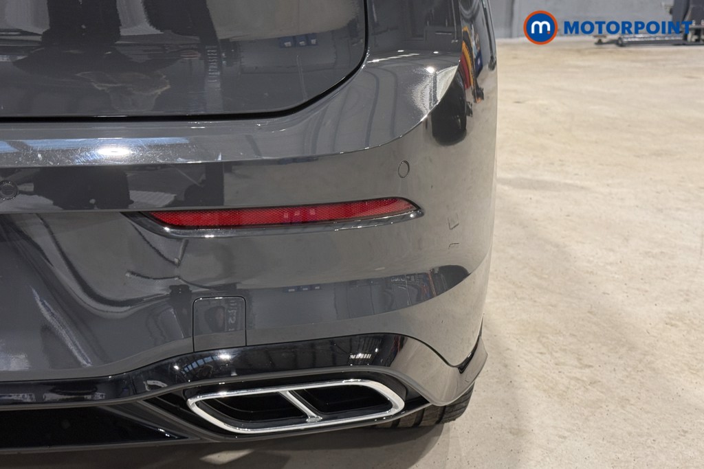 Volkswagen Golf R-Line Manual Petrol Hatchback - Stock Number (1598479) - 34th supplementary image