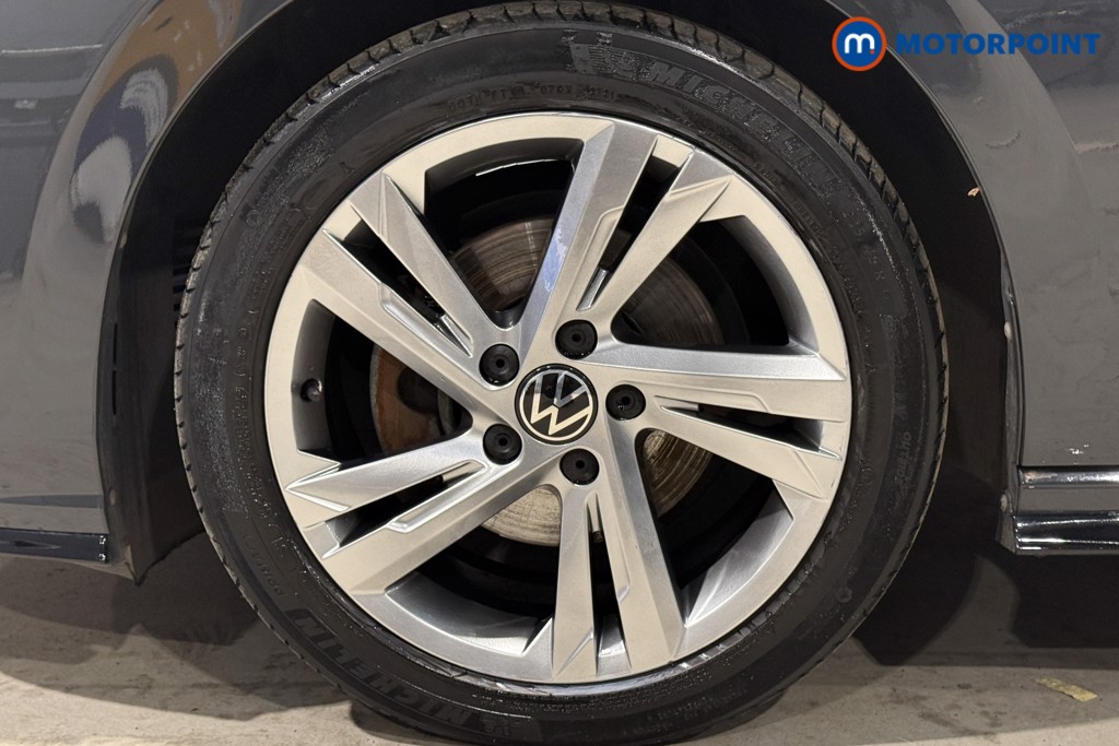 Volkswagen Golf R-Line Manual Petrol Hatchback - Stock Number (1598479) - 38th supplementary image