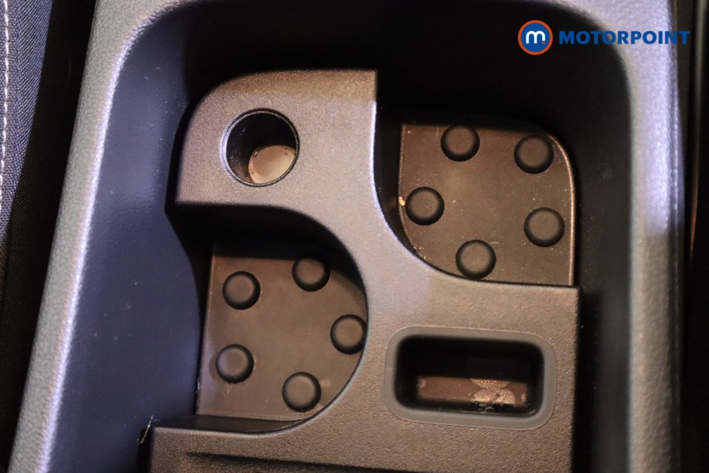 Skoda Karoq Se Drive Automatic Petrol SUV - Stock Number (1598486) - 24th supplementary image