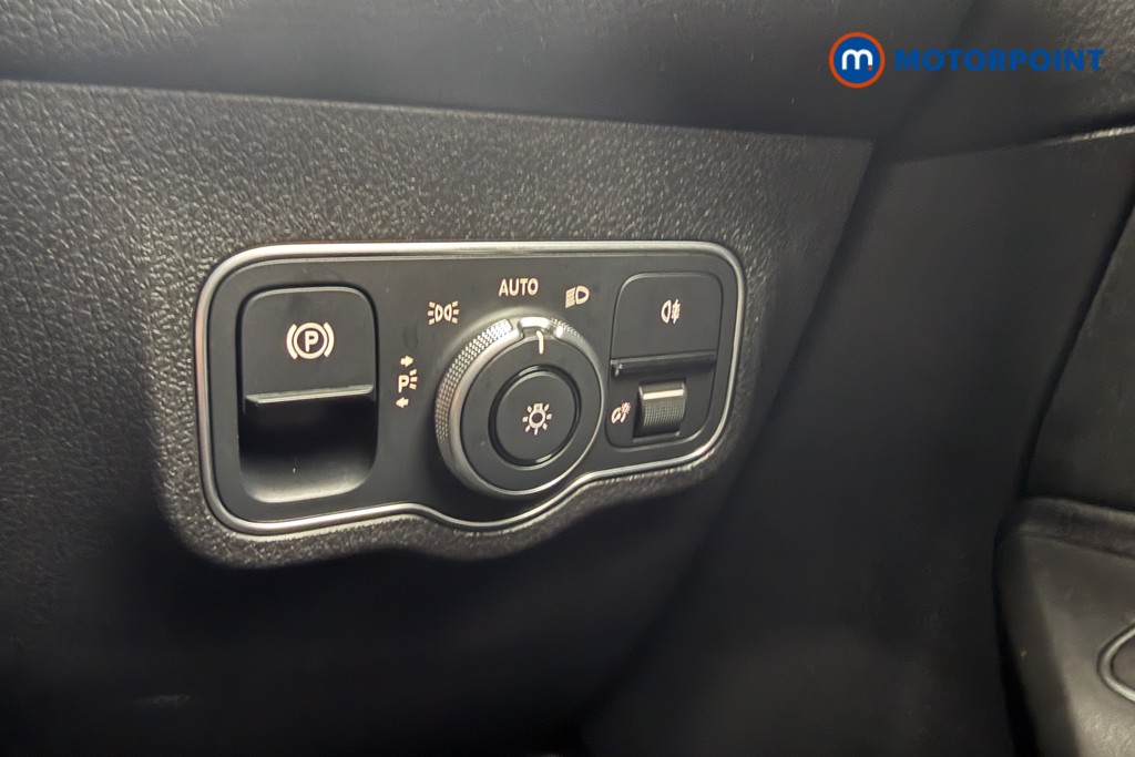 Mercedes-Benz GLB Amg Line Automatic Diesel SUV - Stock Number (1598499) - 21st supplementary image