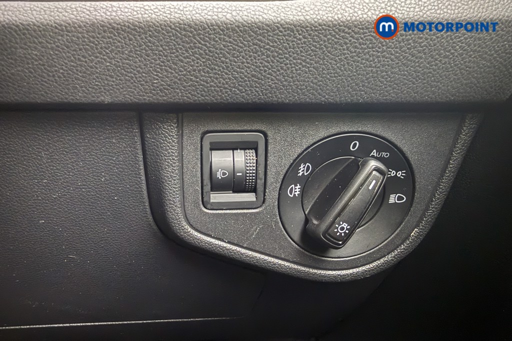 Volkswagen Polo Match Manual Petrol Hatchback - Stock Number (1598578) - 16th supplementary image