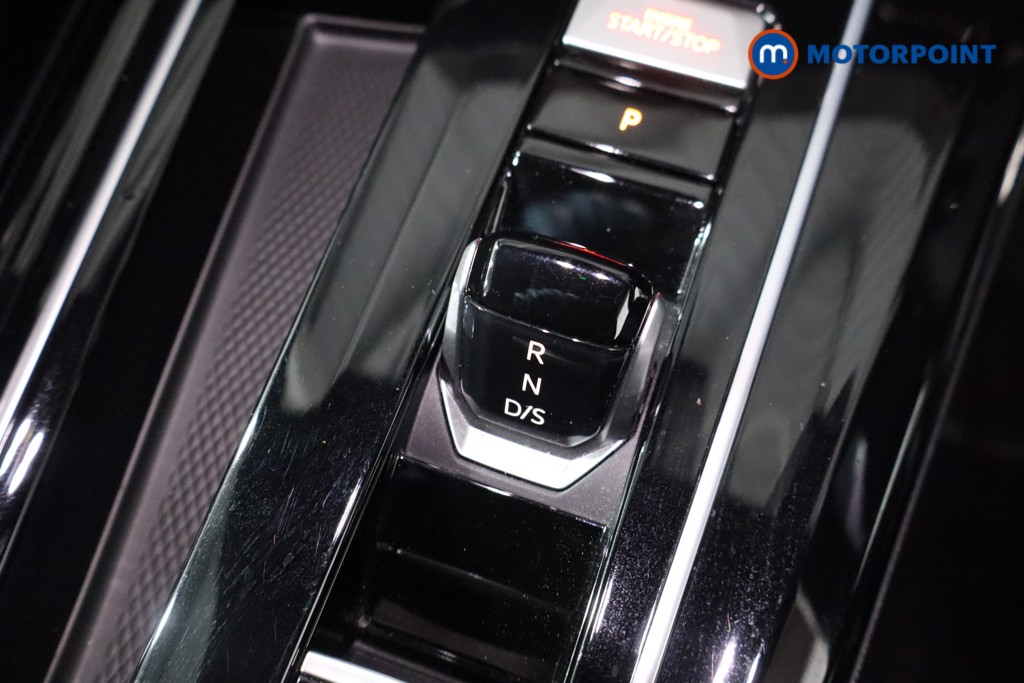 Volkswagen Golf GTE Automatic Petrol Plug-In Hybrid Hatchback - Stock Number (1598583) - 14th supplementary image