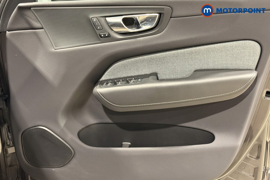 Volvo Xc60 Inscription Automatic Petrol Plug-In Hybrid SUV - Stock Number (1598700) - 22nd supplementary image