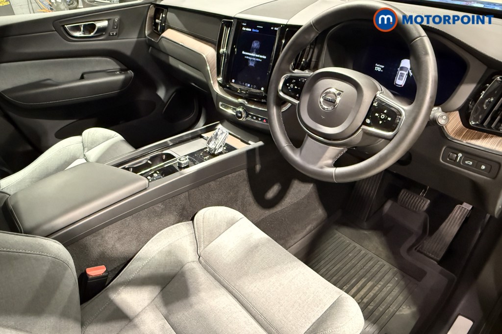 Volvo Xc60 Inscription Automatic Petrol Plug-In Hybrid SUV - Stock Number (1598700) - 1st supplementary image